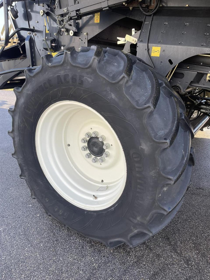 Moissonneuse-batteuse New Holland CR9080 Elevation Allrad: photos 14 Moissonneuse-batteuse New Holland CR9080 Elevation Allrad: photos 14