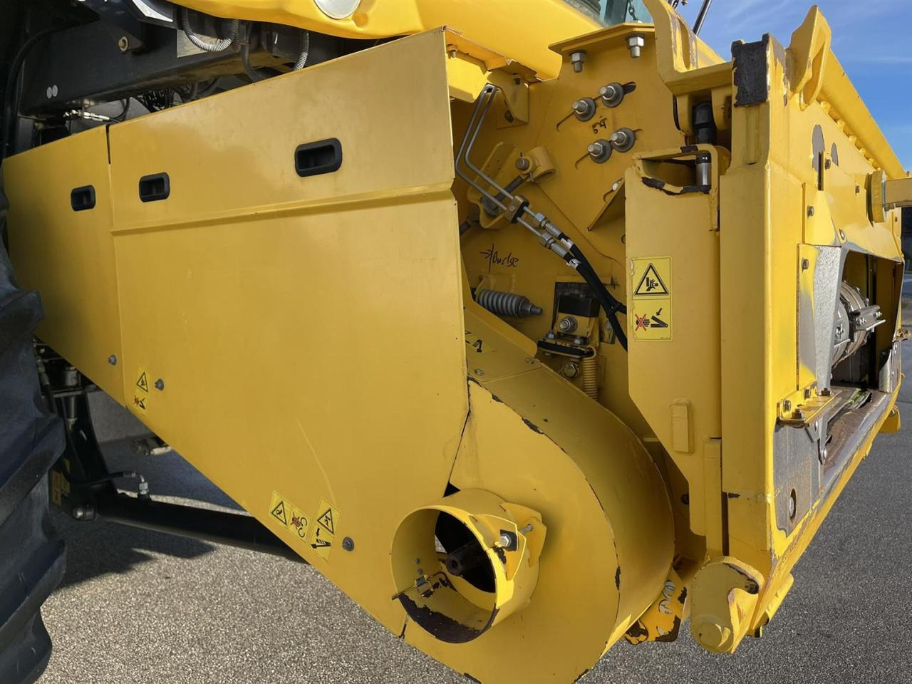 Moissonneuse-batteuse New Holland CR9080 Elevation Allrad: photos 12 Moissonneuse-batteuse New Holland CR9080 Elevation Allrad: photos 12