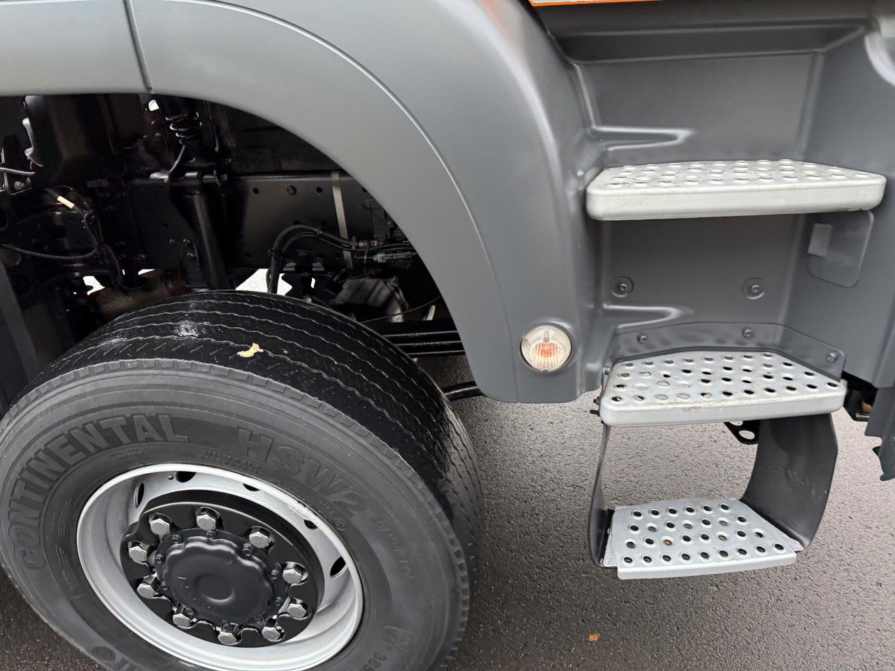 MAN TGS 18.360 4x4 Winterdienst Fahrgestell - Châssis cabine: photos 3 MAN TGS 18.360 4x4 Winterdienst Fahrgestell - Châssis cabine: photos 3