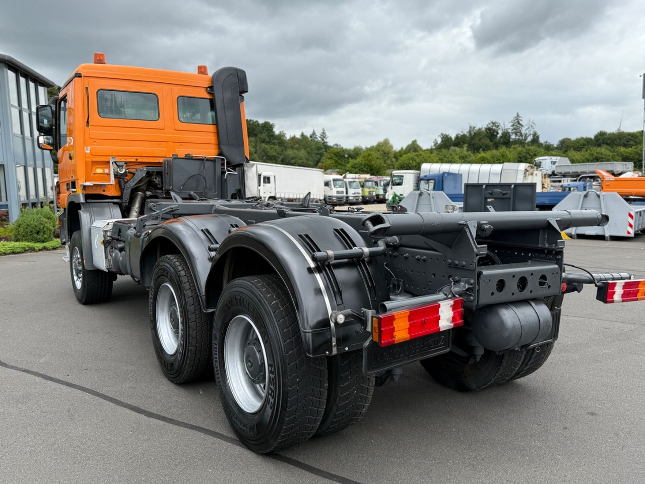 Châssis cabine Mercedes-Benz Actros 3341 6x6 Hydraulikpumpe + Tank: photos 15 Châssis cabine Mercedes-Benz Actros 3341 6x6 Hydraulikpumpe + Tank: photos 15