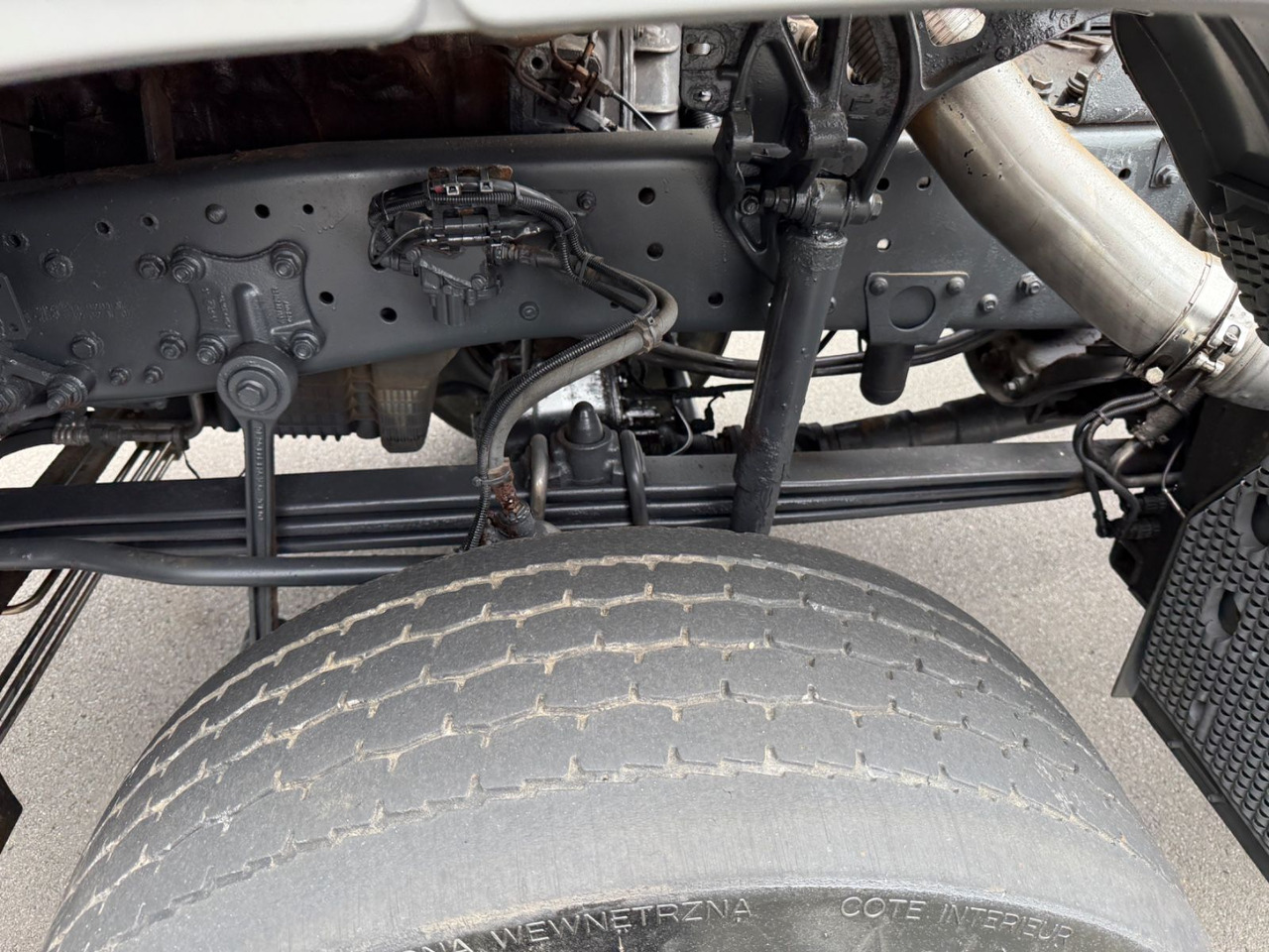 Châssis cabine Mercedes-Benz Actros 3341 6x6 Hydraulikpumpe + Tank: photos 10 Châssis cabine Mercedes-Benz Actros 3341 6x6 Hydraulikpumpe + Tank: photos 10