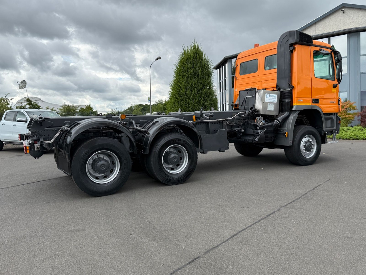 Châssis cabine Mercedes-Benz Actros 3341 6x6 Hydraulikpumpe + Tank: photos 7 Châssis cabine Mercedes-Benz Actros 3341 6x6 Hydraulikpumpe + Tank: photos 7