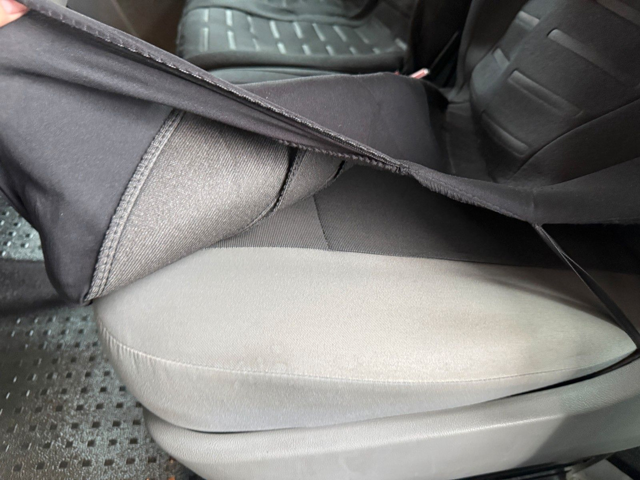 Volkswagen VW T 5 2,0 TDI Doka AHK Klima 114 PS - Fourgon plateau, Utilitaire double cabine: photos 4 Volkswagen VW T 5 2,0 TDI Doka AHK Klima 114 PS - Fourgon plateau, Utilitaire double cabine: photos 4