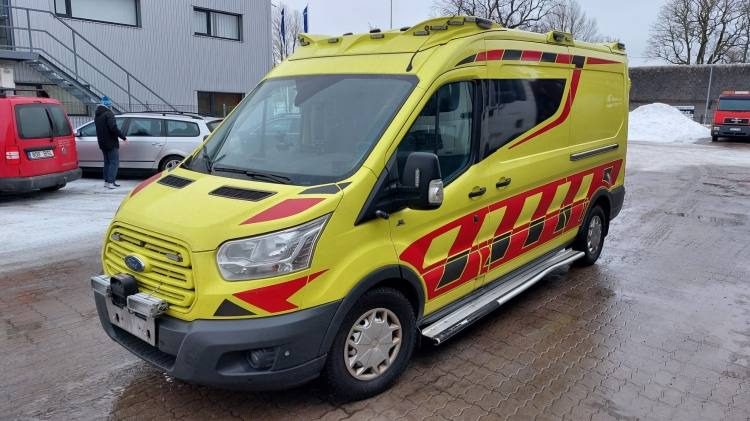 FORD TRANSIT 2,0TDI AMBULANCE KLIMA 1.2018 EURO 6, 3 UNITS - Ambulance: photos 5 FORD TRANSIT 2,0TDI AMBULANCE KLIMA 1.2018 EURO 6, 3 UNITS - Ambulance: photos 5