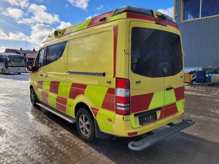 MERCEDES – BENZ SPRINTER 3.0D AMBULANCE (PROFILE) KLIMA 2.2016 EURO 6 - Ambulance: photos 3 MERCEDES – BENZ SPRINTER 3.0D AMBULANCE (PROFILE) KLIMA 2.2016 EURO 6 - Ambulance: photos 3