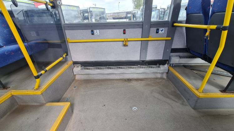 Bus interurbain SCANIA OMNILINK K230UB 4X2 LB, 12.2009, EURO 5, RAMP, 39 seats, 12m; 3 UNITS: photos 20