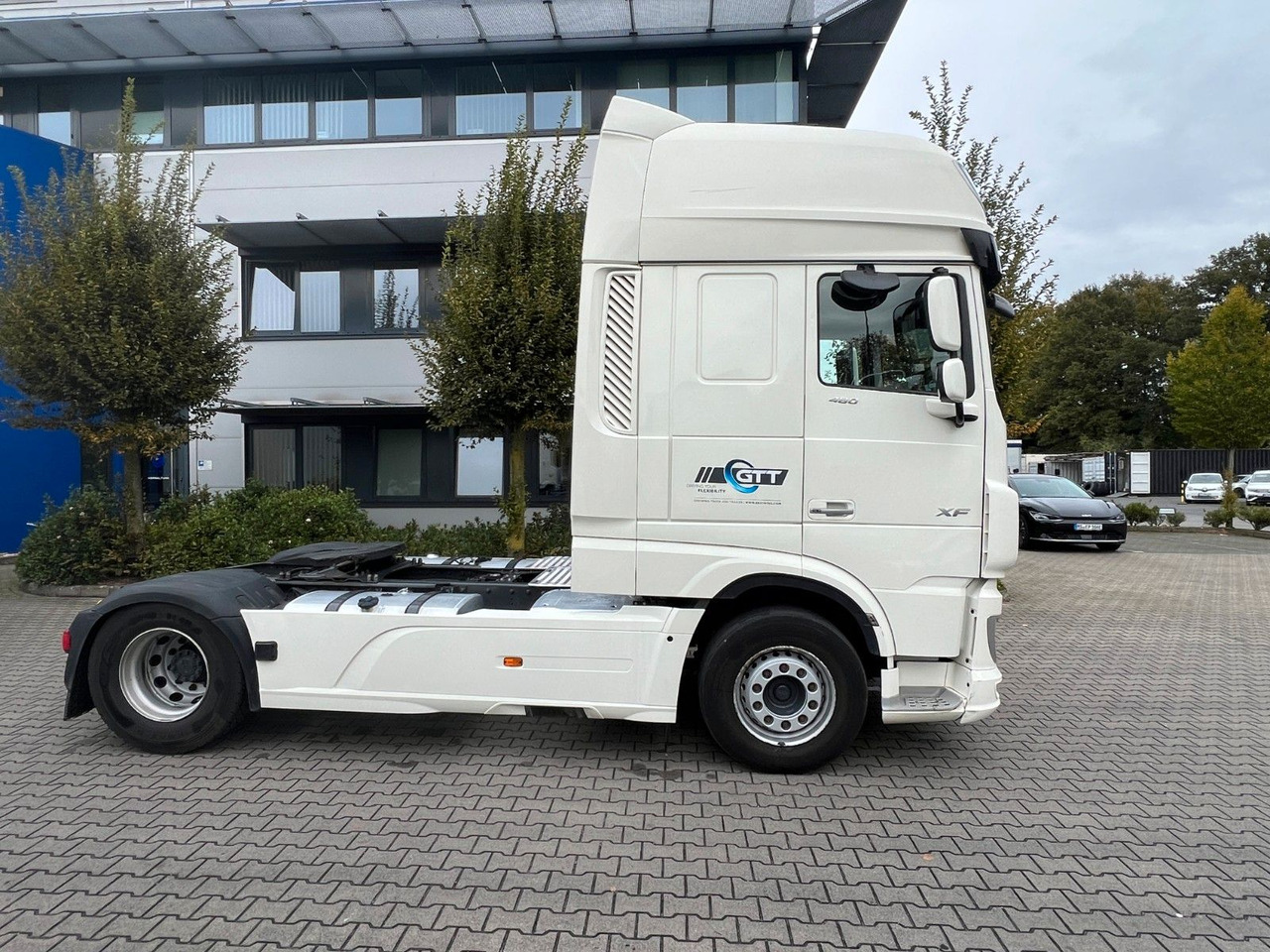 DAF XF 480 FT SSC, Abbiegeass, Retarder, Standklima - Tracteur routier: photos 2 DAF XF 480 FT SSC, Abbiegeass, Retarder, Standklima - Tracteur routier: photos 2