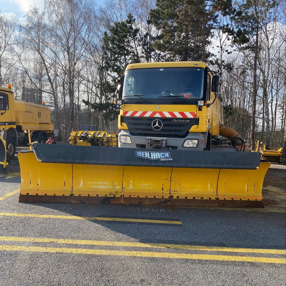SnowBlower SCHORLING - Équipement aéroportuaire: photos 1 SnowBlower SCHORLING - Équipement aéroportuaire: photos 1