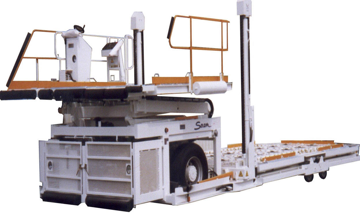 SOVAM 7T Main Deck PB7 - Chargeur de fret: photos 1 SOVAM 7T Main Deck PB7 - Chargeur de fret: photos 1