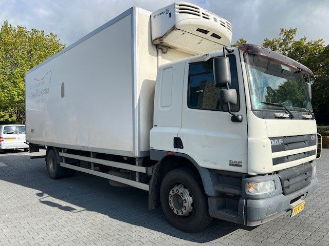 DAF CF 65.250 FA65.250 CF Manuel - Camion frigorifique: photos 2 DAF CF 65.250 FA65.250 CF Manuel - Camion frigorifique: photos 2