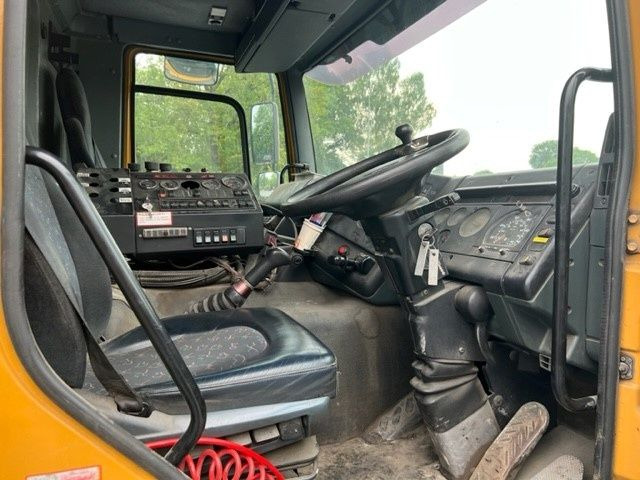 DAF CF 65 FA65.210 CF Right Hand Drive - Châssis cabine: photos 4 DAF CF 65 FA65.210 CF Right Hand Drive - Châssis cabine: photos 4