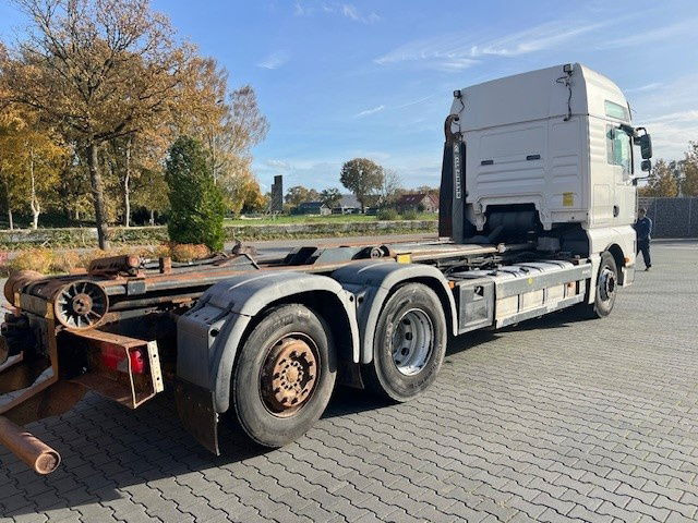 MAN TGA 26.440 .440 6x2 - Camion porte-conteneur/ Caisse mobile: photos 4 MAN TGA 26.440 .440 6x2 - Camion porte-conteneur/ Caisse mobile: photos 4