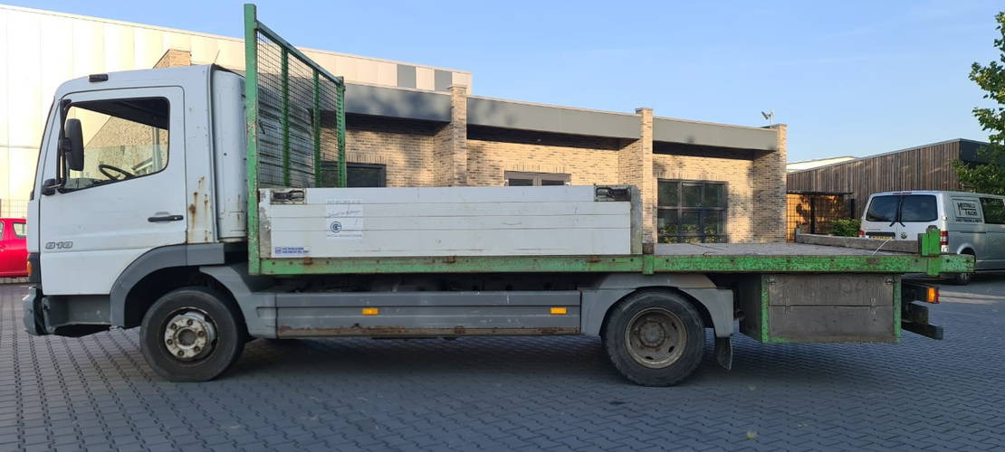 Mercedes-Benz Atego 818 Atego 818 - Camion plateau: photos 5 Mercedes-Benz Atego 818 Atego 818 - Camion plateau: photos 5