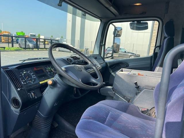 Mercedes-Benz Atego 818 Atego 818 - Camion fourgon: photos 5 Mercedes-Benz Atego 818 Atego 818 - Camion fourgon: photos 5