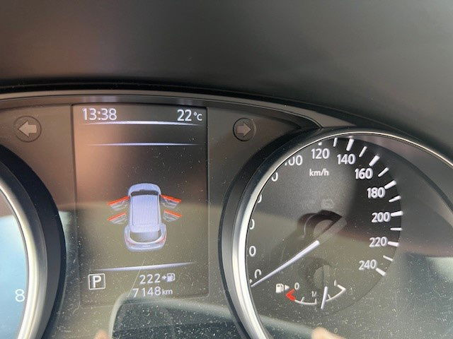 Nissan Qashqai 1.2 - SUV: photos 5 Nissan Qashqai 1.2 - SUV: photos 5