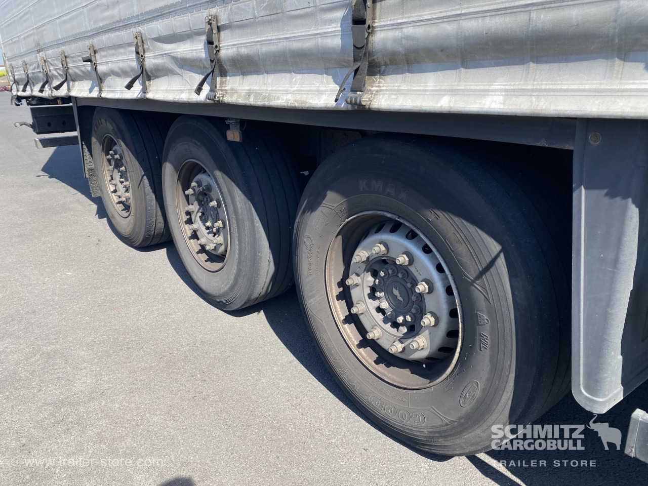 SCHMITZ Curtainsider Standard - Semi-remorque rideaux coulissants: photos 4 SCHMITZ Curtainsider Standard - Semi-remorque rideaux coulissants: photos 4