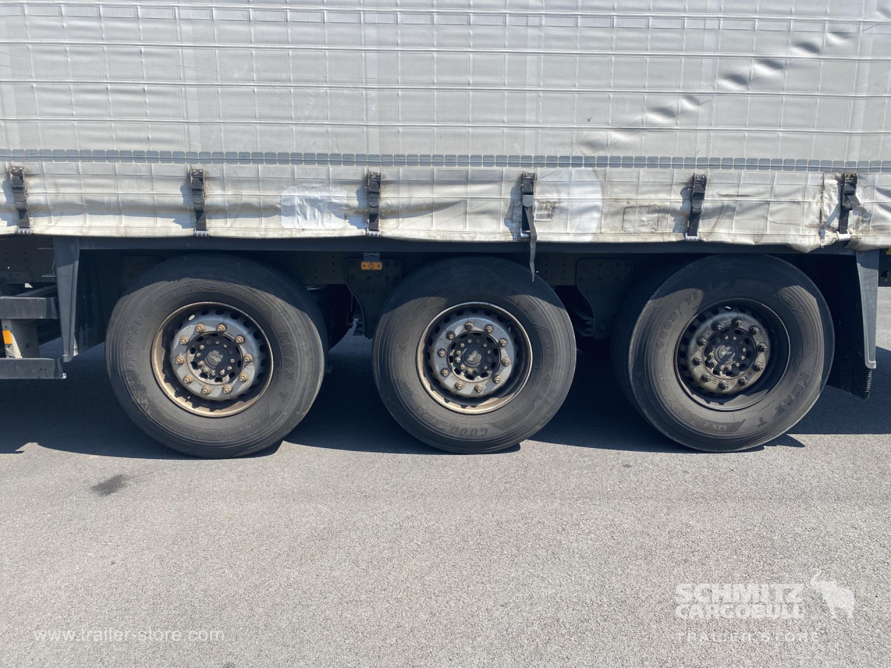 SCHMITZ Curtainsider Standard - Semi-remorque rideaux coulissants: photos 3 SCHMITZ Curtainsider Standard - Semi-remorque rideaux coulissants: photos 3