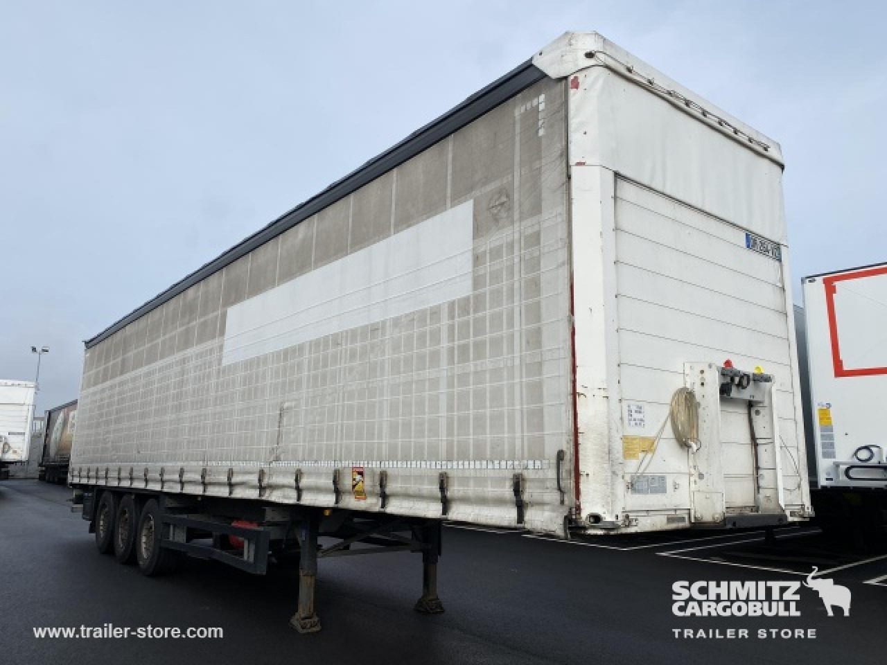 SCHMITZ Curtainsider Standard - Semi-remorque rideaux coulissants: photos 1 SCHMITZ Curtainsider Standard - Semi-remorque rideaux coulissants: photos 1