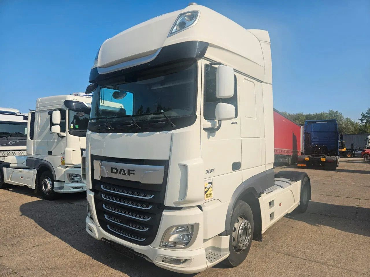 DAF XF 480 SSC-Standard-StandKlima-6 Units - Tracteur routier: photos 1 DAF XF 480 SSC-Standard-StandKlima-6 Units - Tracteur routier: photos 1