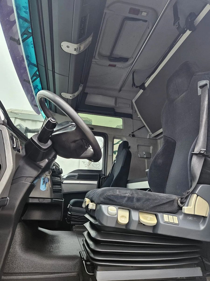 MAN TGX 18.440 XXL Standard Euro 5 EEV - Tracteur routier: photos 5 MAN TGX 18.440 XXL Standard Euro 5 EEV - Tracteur routier: photos 5