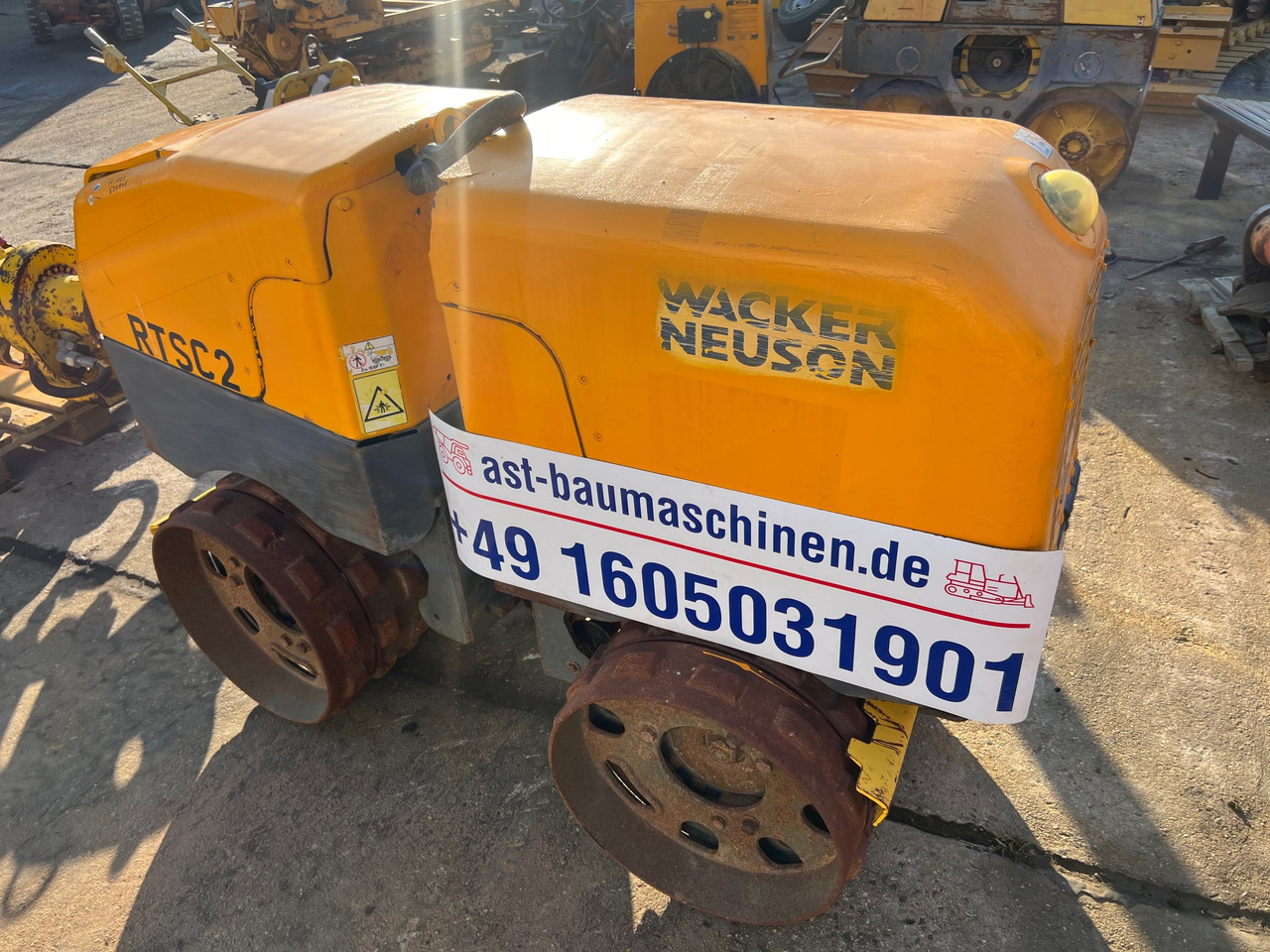 WACKER NEUSON RT82-SC 2 - Mini compacteur: photos 3 WACKER NEUSON RT82-SC 2 - Mini compacteur: photos 3