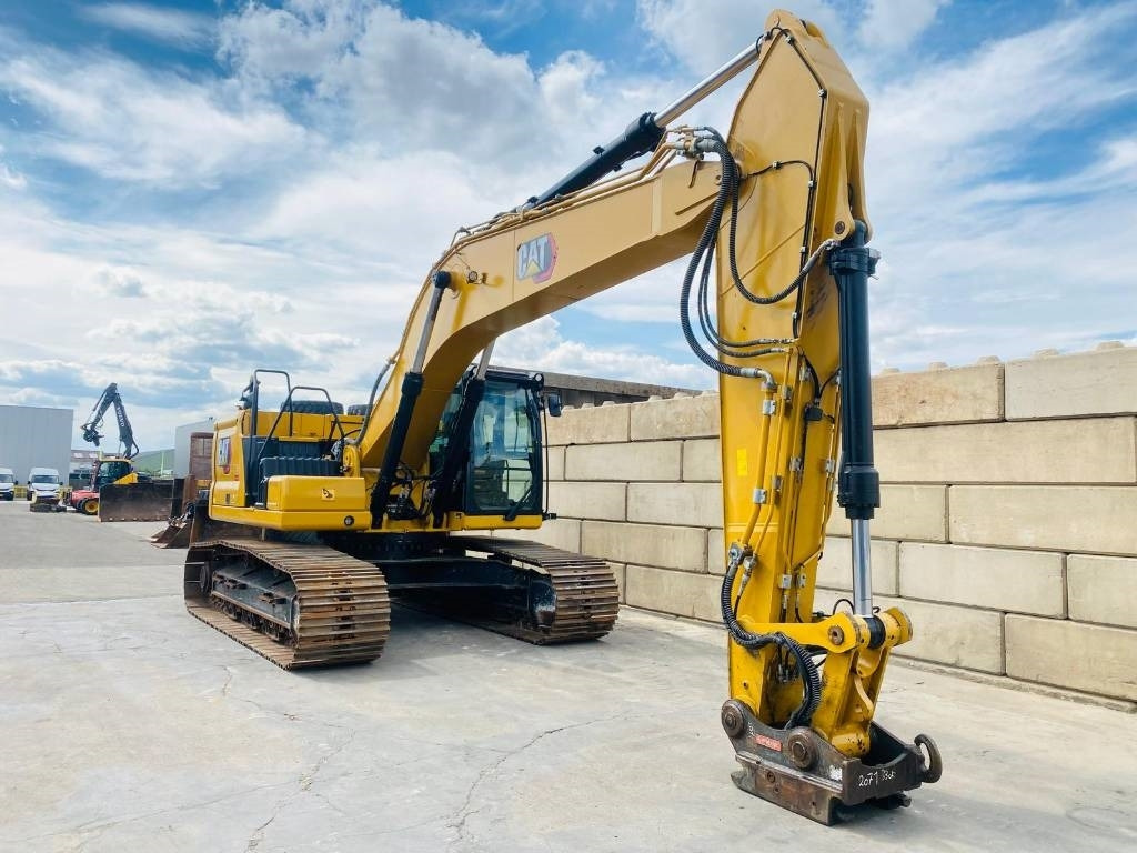 CAT 330 - Pelle sur chenille: photos 3 CAT 330 - Pelle sur chenille: photos 3