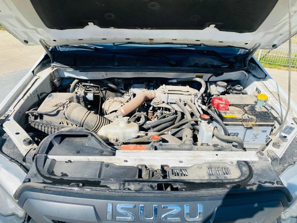 Voiture Isuzu D-Max Socage: photos 13