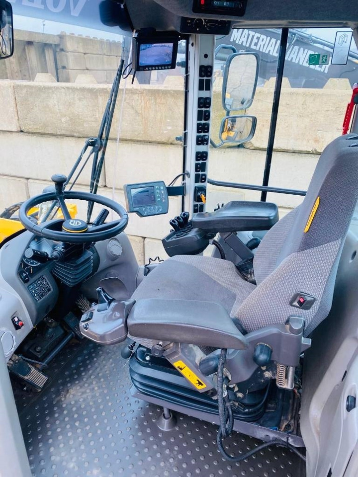 Chargeuse sur pneus Volvo L 110 H: photos 7