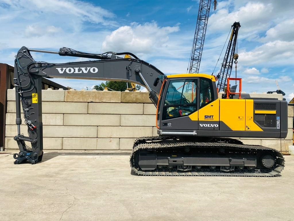 Volvo ec220el - Pelle sur chenille: photos 1 Volvo ec220el - Pelle sur chenille: photos 1