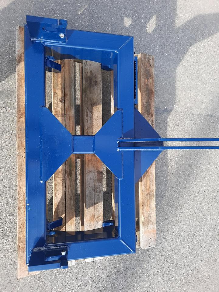 Adapter Komatsu Cat Hoflader Radlader auf 3 Punkt Kat II - Attache rapide: photos 5 Adapter Komatsu Cat Hoflader Radlader auf 3 Punkt Kat II - Attache rapide: photos 5