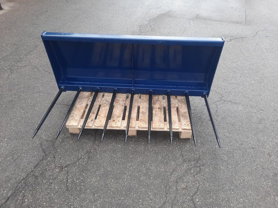 Dunggabel Mistgabel Forke Frontladergabel Euroaufnahme Fendt - Matériel d'ensilage: photos 1 Dunggabel Mistgabel Forke Frontladergabel Euroaufnahme Fendt - Matériel d'ensilage: photos 1