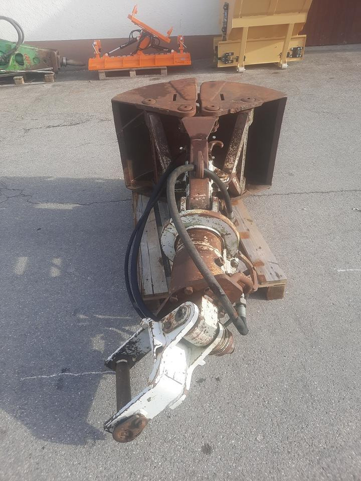 Greifer 70 Schalengreifer Pendelgreifer Erdgreifer Bagger Cat - Benne preneuse: photos 1 Greifer 70 Schalengreifer Pendelgreifer Erdgreifer Bagger Cat - Benne preneuse: photos 1