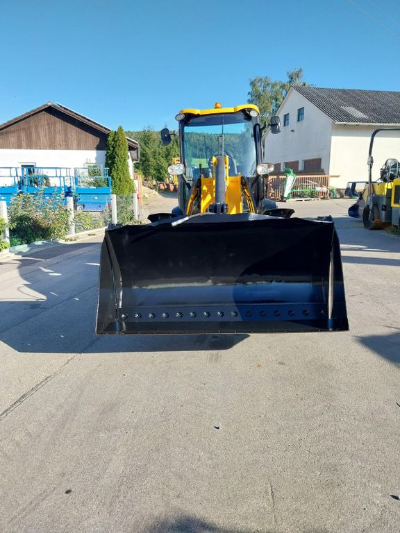 JCB 409 - Chargeuse sur pneus: photos 2 JCB 409 - Chargeuse sur pneus: photos 2