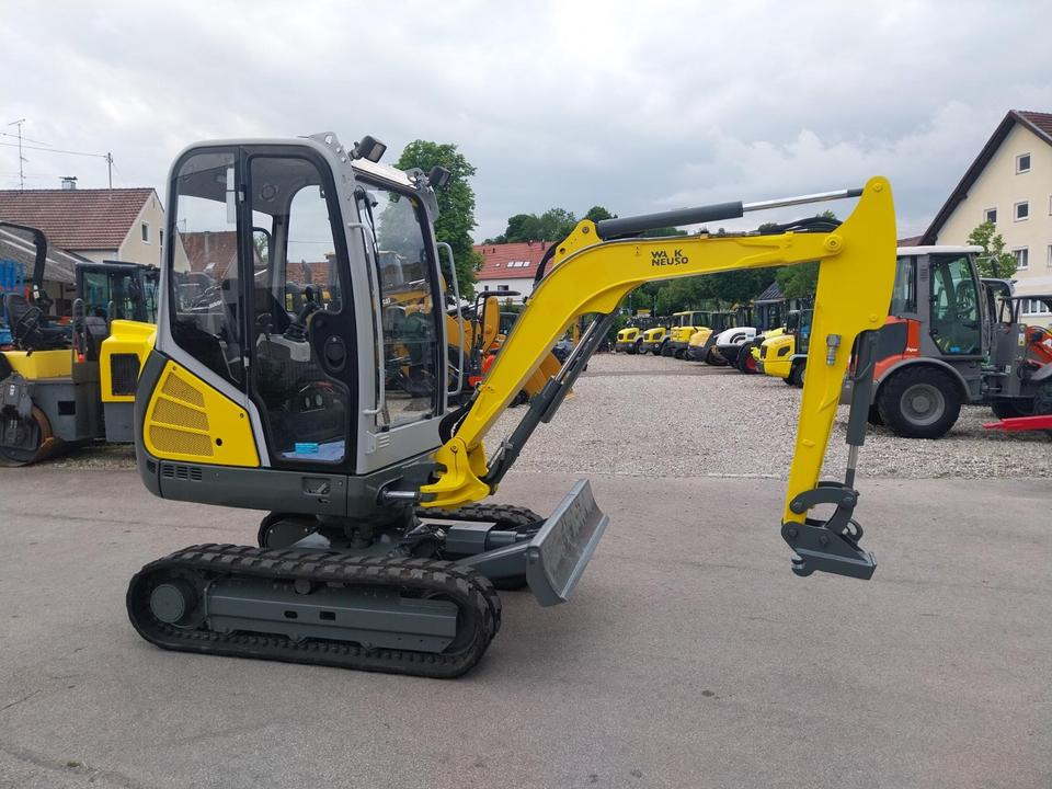 Minibagger Neuson Wacker ET 24 VDS Bagger Kettenbagger - Mini pelle: photos 3 Minibagger Neuson Wacker ET 24 VDS Bagger Kettenbagger - Mini pelle: photos 3