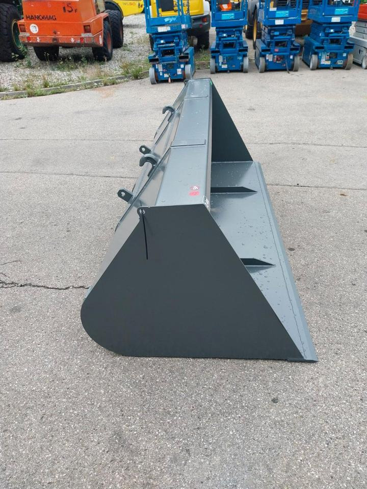 Schaufel 2,4m Euro Volumen Schlepper Frontladerschaufel Fendt - Godet pour chargeur: photos 3 Schaufel 2,4m Euro Volumen Schlepper Frontladerschaufel Fendt - Godet pour chargeur: photos 3