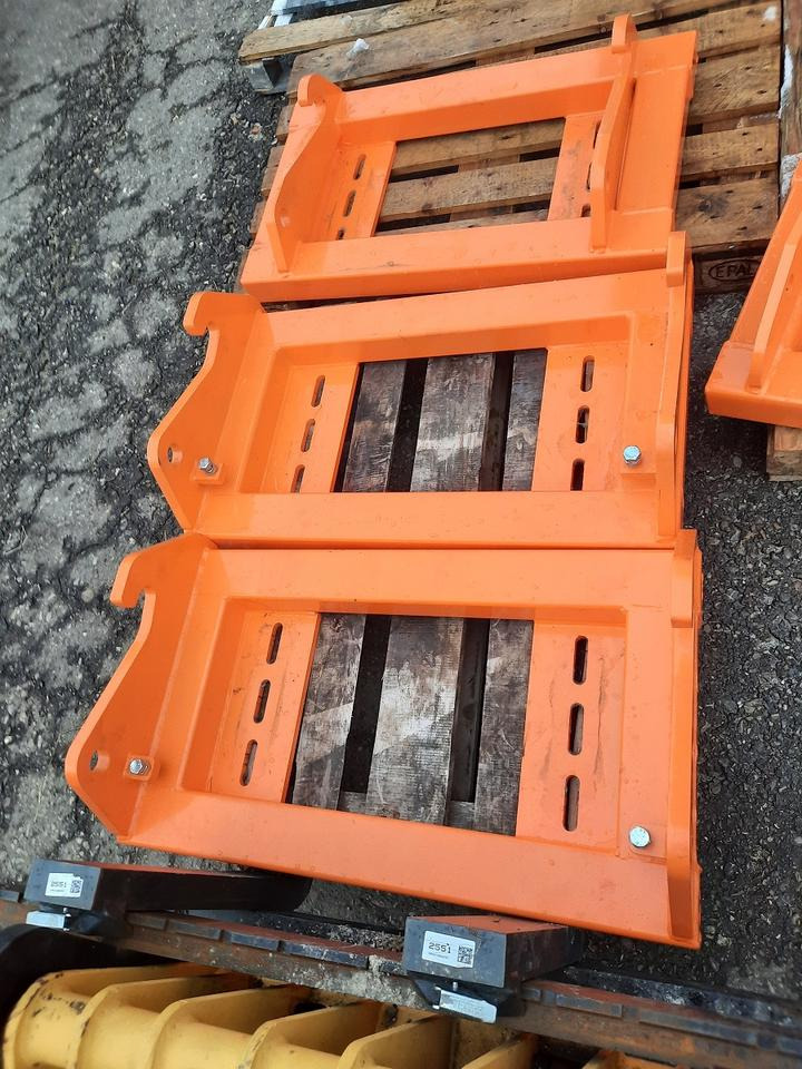 Lame à neige Schneeschild 3,3m Schwer TeleskopladerSchlepper Radlader Hoflader: photos 8 Lame à neige Schneeschild 3,3m Schwer TeleskopladerSchlepper Radlader Hoflader: photos 8