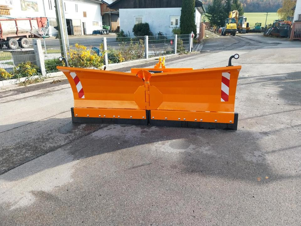 Schneeschild Vario 2,50m Schneepflug Schlepper Radlader Fendt - Lame à neige: photos 1 Schneeschild Vario 2,50m Schneepflug Schlepper Radlader Fendt - Lame à neige: photos 1