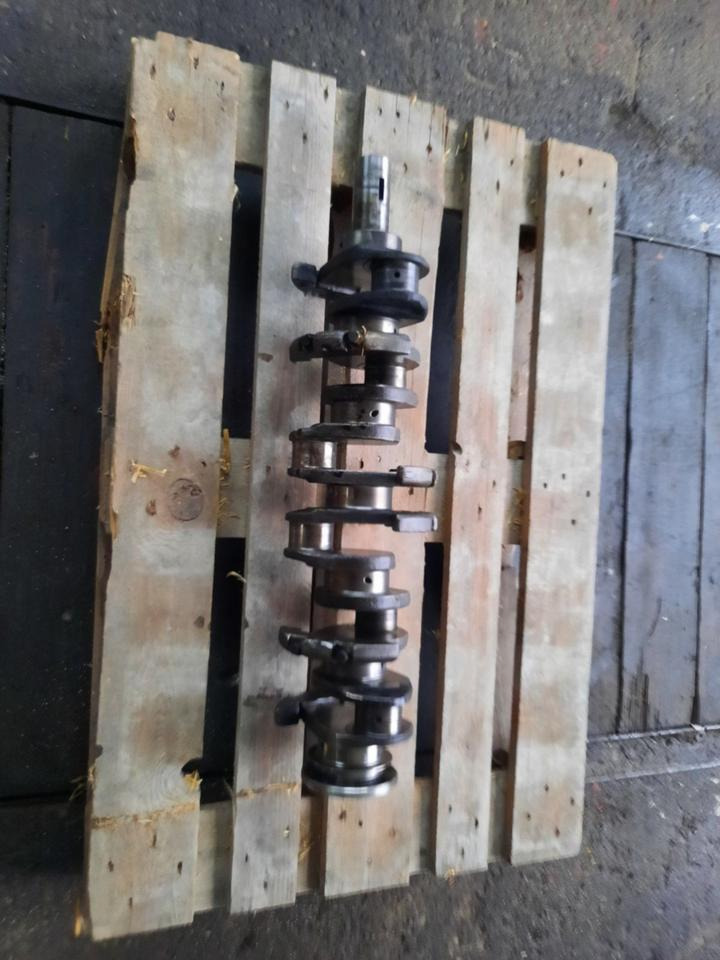 Unimog MB trac Kurbelwelle OM 352 Mercedes Benz - Vilebrequin pour Machine agricole: photos 4 Unimog MB trac Kurbelwelle OM 352 Mercedes Benz - Vilebrequin pour Machine agricole: photos 4