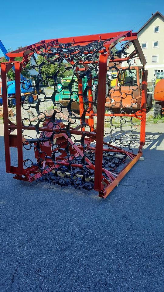 Wiesenegge 6 - 8m Wiesenstriegel Wiesenschleppe Schlepper - Herse à chaîne: photos 3 Wiesenegge 6 - 8m Wiesenstriegel Wiesenschleppe Schlepper - Herse à chaîne: photos 3