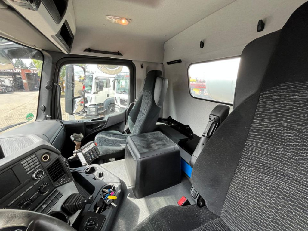 MERCEDES-BENZ Arocs 3240 B 8x4 Betonmischer Deutsch Top AP Achsen - Camion: photos 2 MERCEDES-BENZ Arocs 3240 B 8x4 Betonmischer Deutsch Top AP Achsen - Camion: photos 2