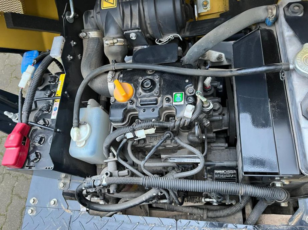 Engins de chantier YANMAR Kettendumper C 12 R Baumaschine Kettendumper: photos 12 Engins de chantier YANMAR Kettendumper C 12 R Baumaschine Kettendumper: photos 12