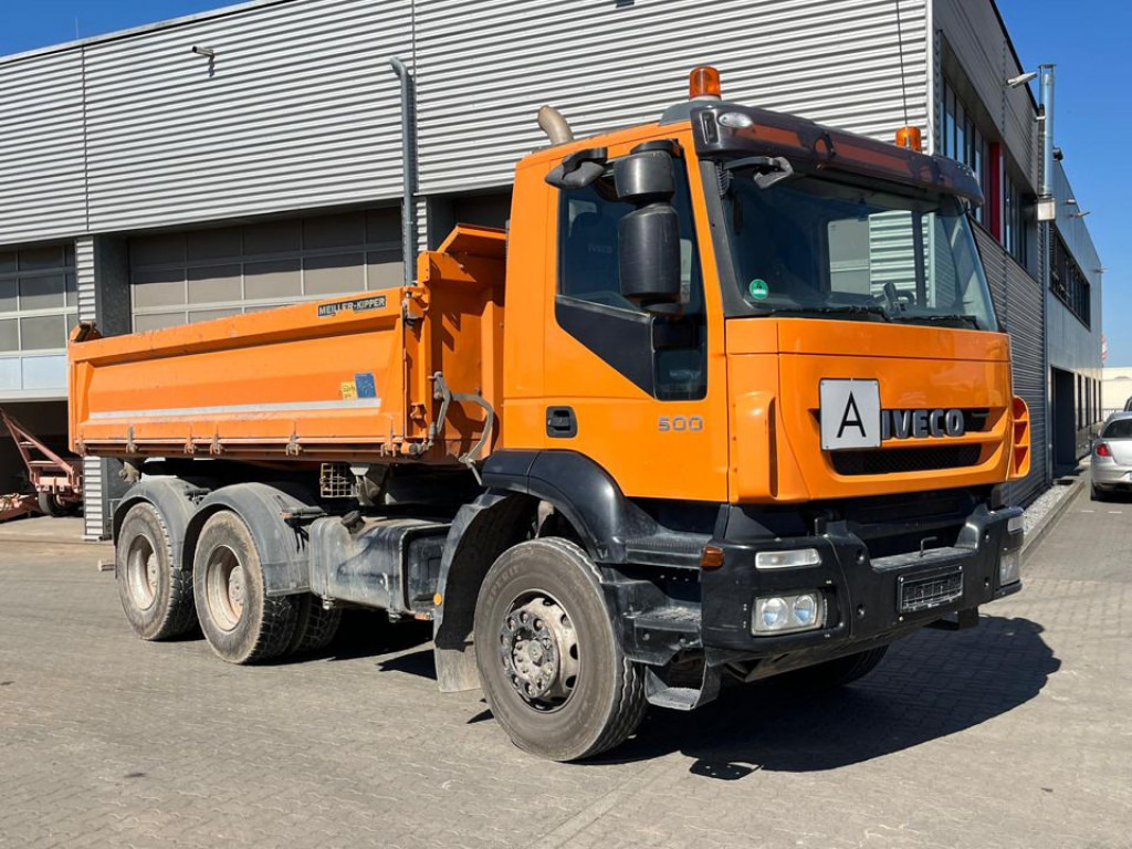 IVECO-MAGIRUS TRACKER AD260T50 6x4 3-Achs Kipper Schalter, Blatt - Camion benne: photos 5 IVECO-MAGIRUS TRACKER AD260T50 6x4 3-Achs Kipper Schalter, Blatt - Camion benne: photos 5