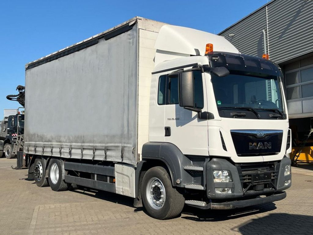 MAN TG-S 26.400 6x2-2 BL Pritsche Heckkran 5xhydr.Au - Camion plateau, Camion grue: photos 2 MAN TG-S 26.400 6x2-2 BL Pritsche Heckkran 5xhydr.Au - Camion plateau, Camion grue: photos 2