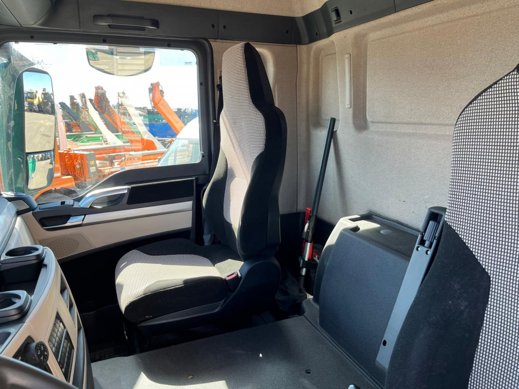 MAN TG-S 26.460 6x4 BB 3-Achs Kipper - Camion benne: photos 4 MAN TG-S 26.460 6x4 BB 3-Achs Kipper - Camion benne: photos 4