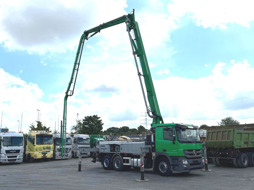 MERCEDES-BENZ Actros 2641 6x4 Betonpumpe Schwing S 36 X nur 2786h - Camion pompe: photos 1 MERCEDES-BENZ Actros 2641 6x4 Betonpumpe Schwing S 36 X nur 2786h - Camion pompe: photos 1