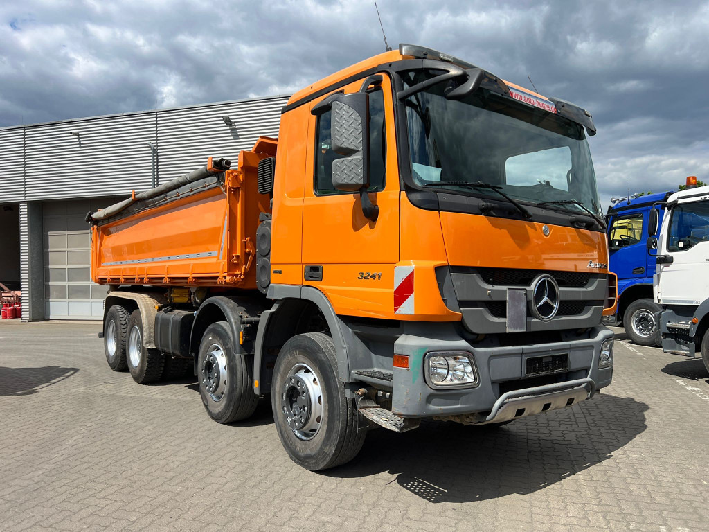 MERCEDES-BENZ Actros 3241 K 8x4 4-Achs Kipper Meiller Deutsch - Camion benne: photos 5 MERCEDES-BENZ Actros 3241 K 8x4 4-Achs Kipper Meiller Deutsch - Camion benne: photos 5
