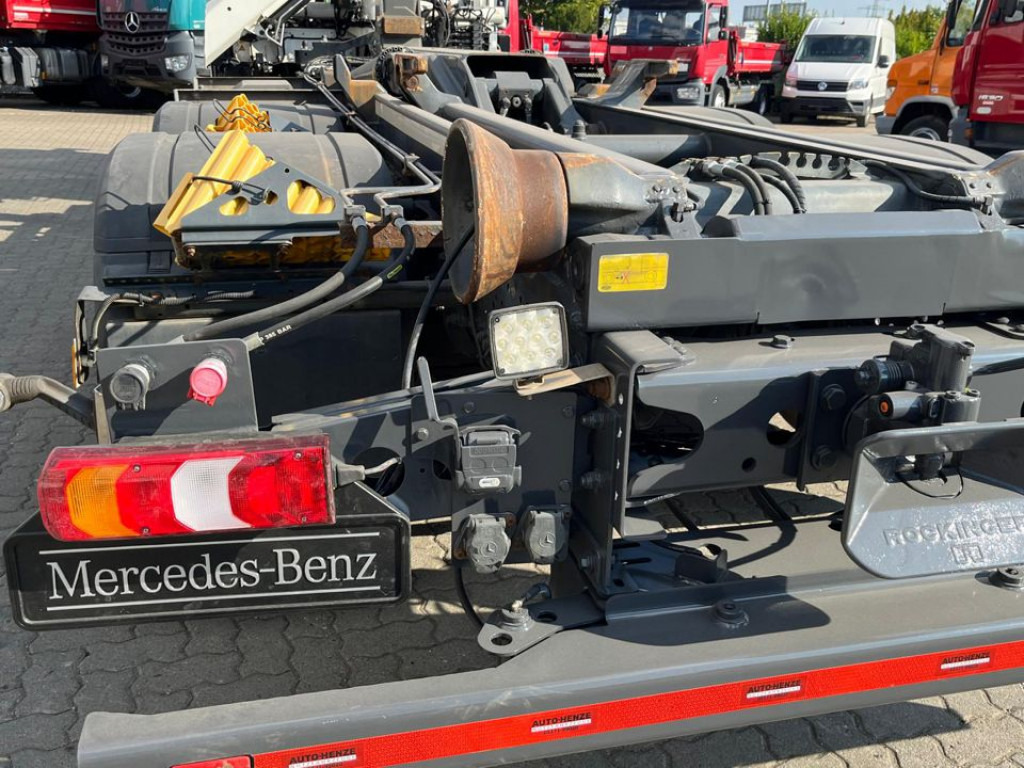 Camion ampliroll, Camion grue MERCEDES-BENZ Antos 2543 L 6x2 Abrollkipper mit Kran Funk+Greiferst.: photos 7