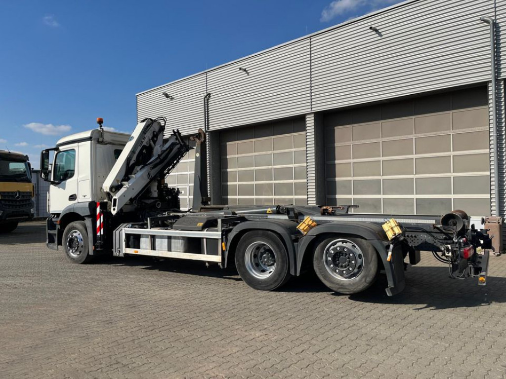 Camion ampliroll, Camion grue MERCEDES-BENZ Antos 2543 L 6x2 Abrollkipper mit Kran Funk+Greiferst.: photos 10