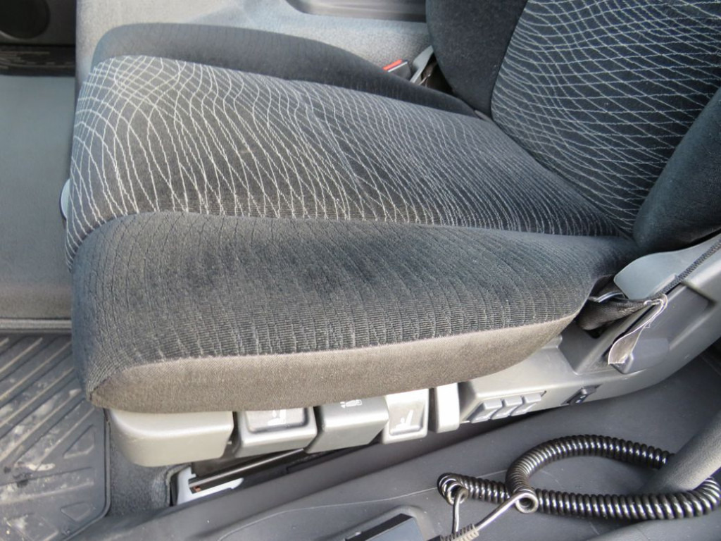 MERCEDES-BENZ Atego 818 L Pritsche LBW LBW 1 to AHK+Luftans - Utilitaire plateau baché: photos 2 MERCEDES-BENZ Atego 818 L Pritsche LBW LBW 1 to AHK+Luftans - Utilitaire plateau baché: photos 2