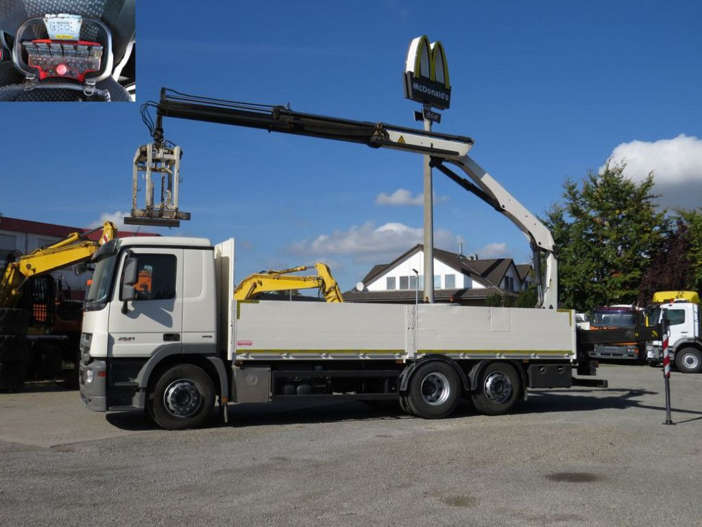 Mercedes-Benz Actros 2541 L6x2 Pritsche Heckkran Funk - Camion grue, Camion plateau: photos 2 Mercedes-Benz Actros 2541 L6x2 Pritsche Heckkran Funk - Camion grue, Camion plateau: photos 2